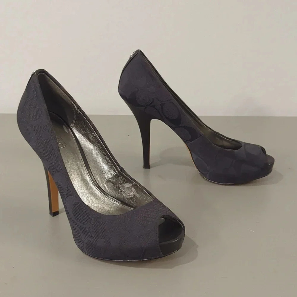 Coach Heels Peep Toe size 7 Black